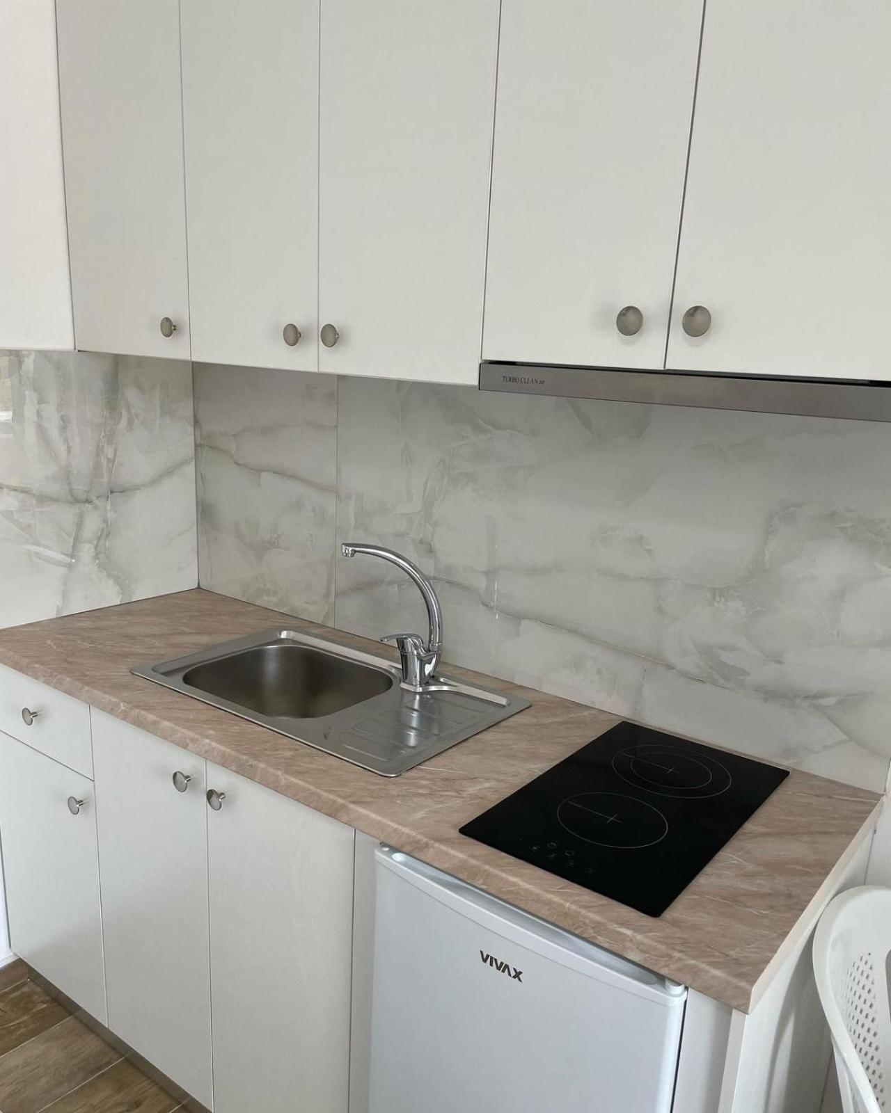 House Pollo Hotel Ксамил Екстериор снимка