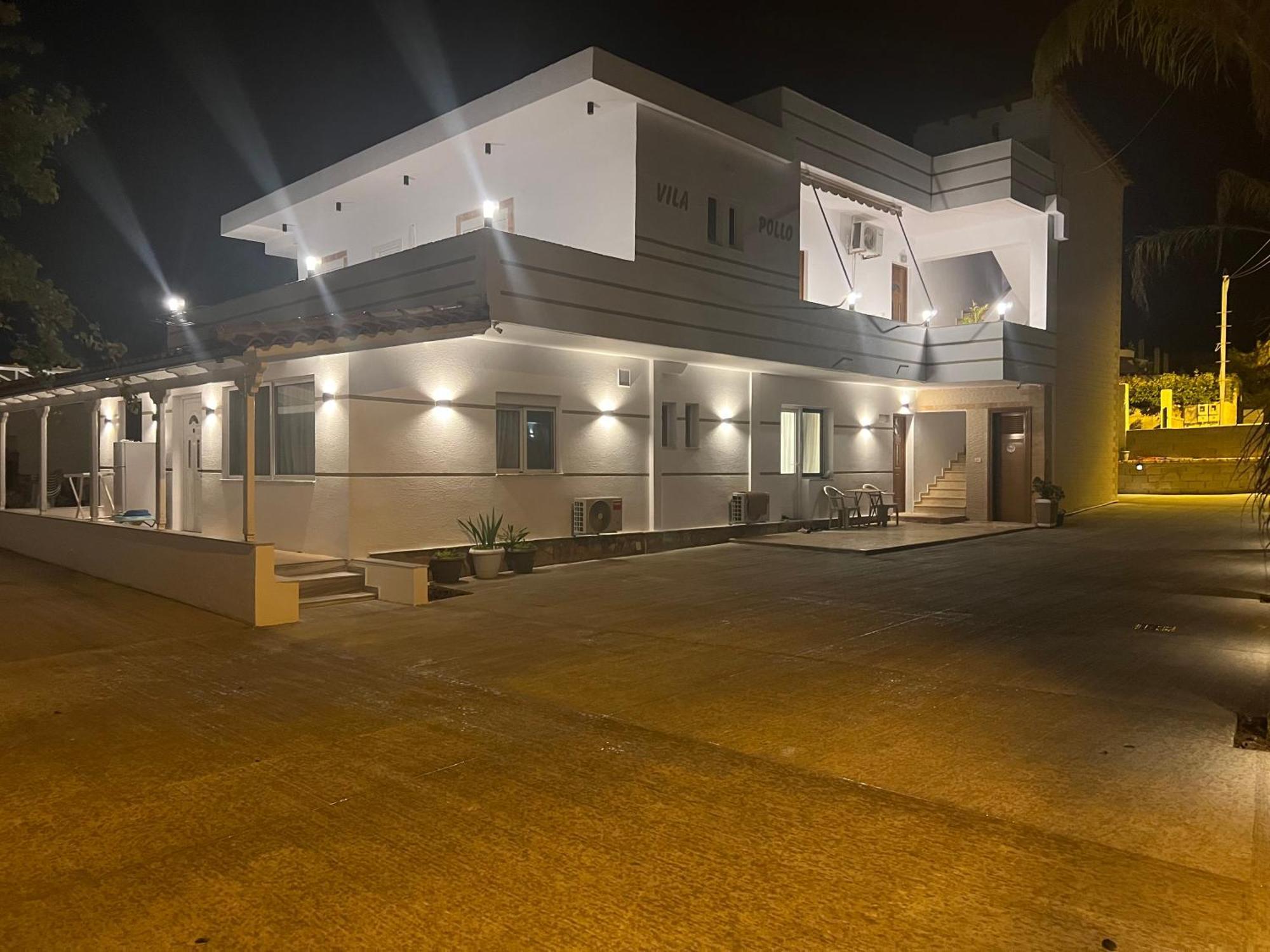 House Pollo Hotel Ксамил Екстериор снимка