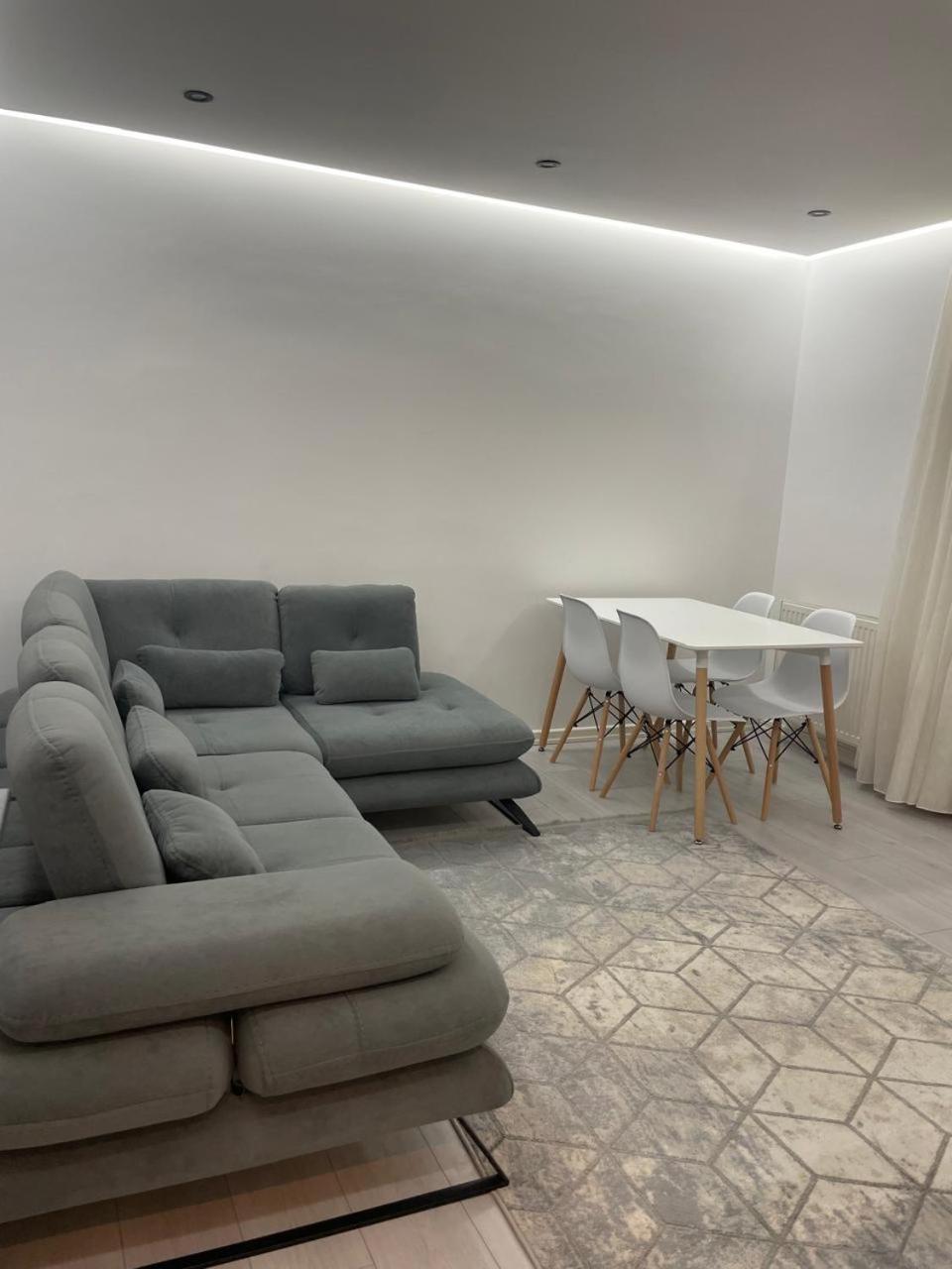 House Pollo Hotel Ксамил Екстериор снимка