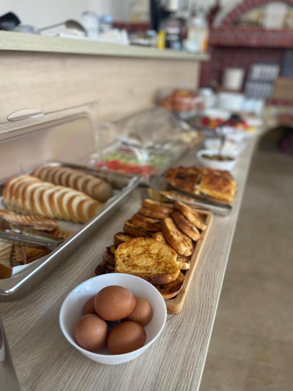 House Pollo Hotel Ксамил Екстериор снимка
