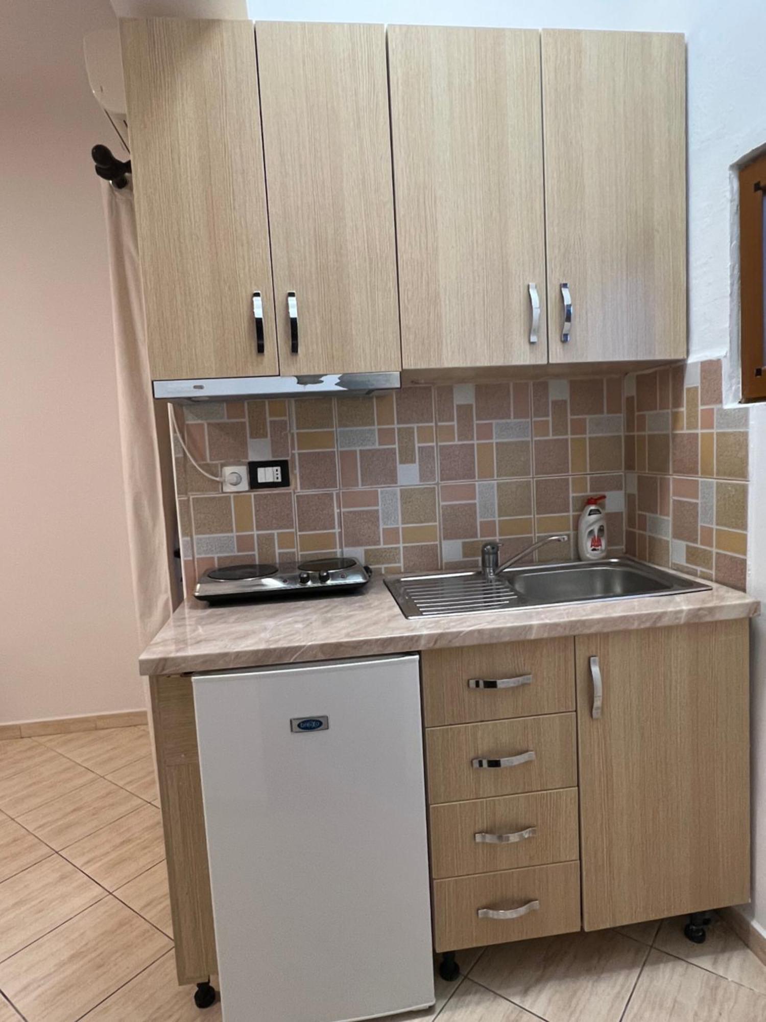 House Pollo Hotel Ксамил Екстериор снимка