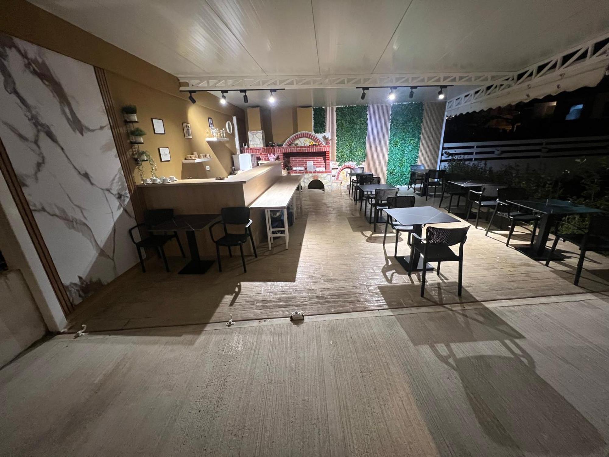 House Pollo Hotel Ксамил Екстериор снимка
