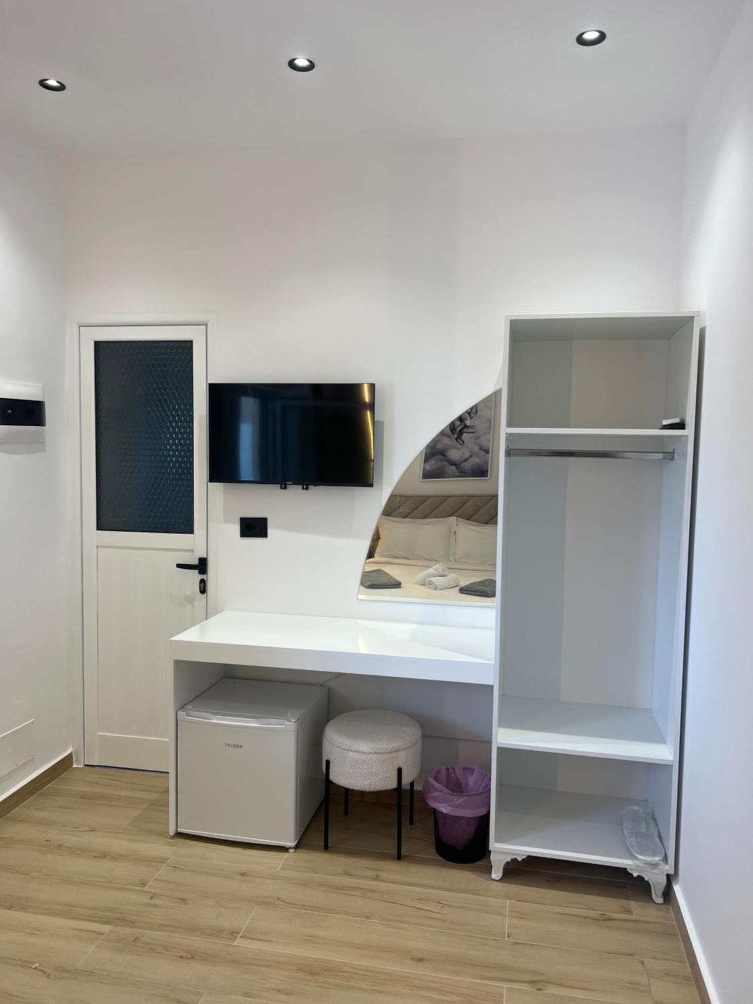 House Pollo Hotel Ксамил Екстериор снимка