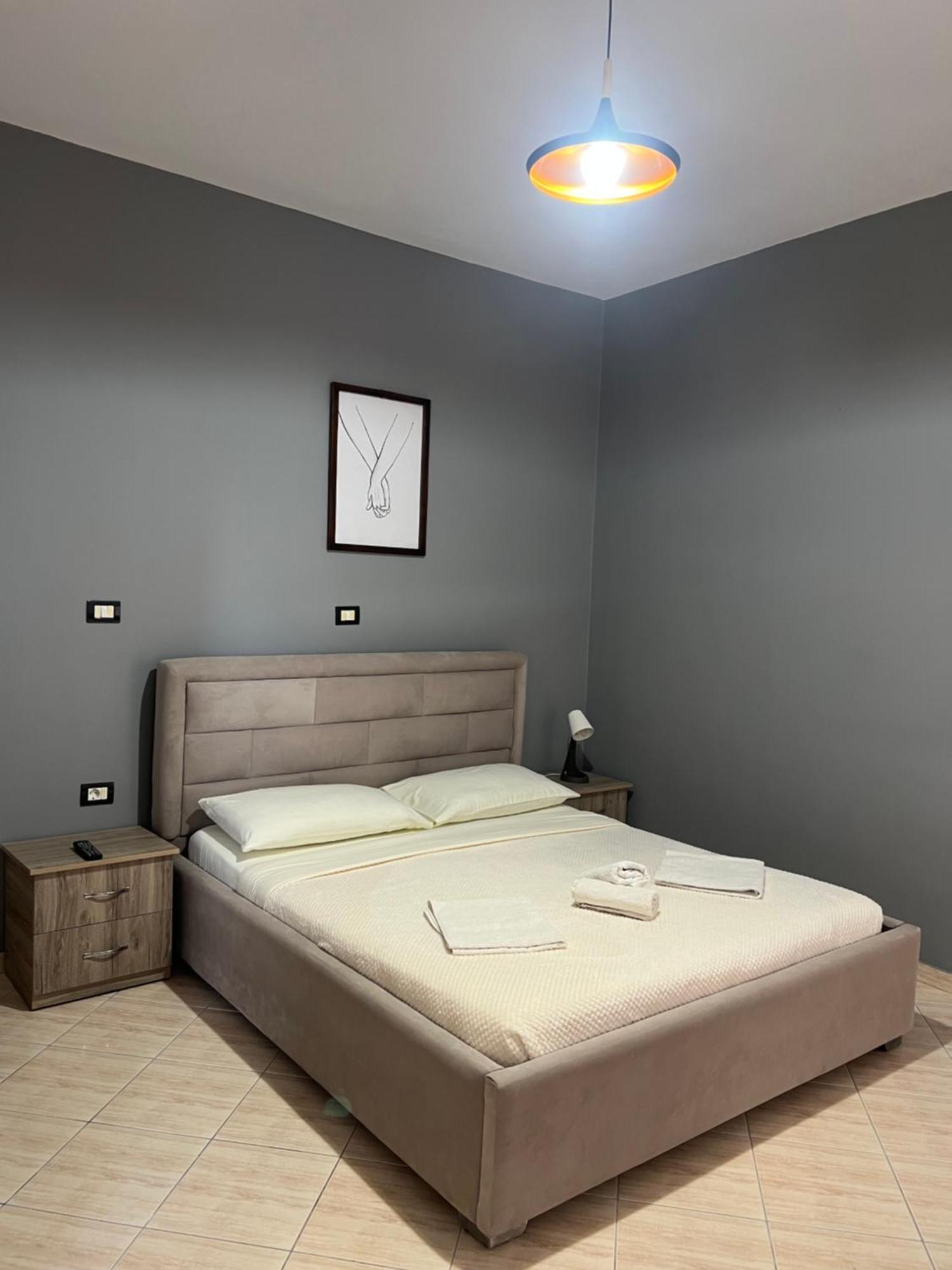 House Pollo Hotel Ксамил Екстериор снимка