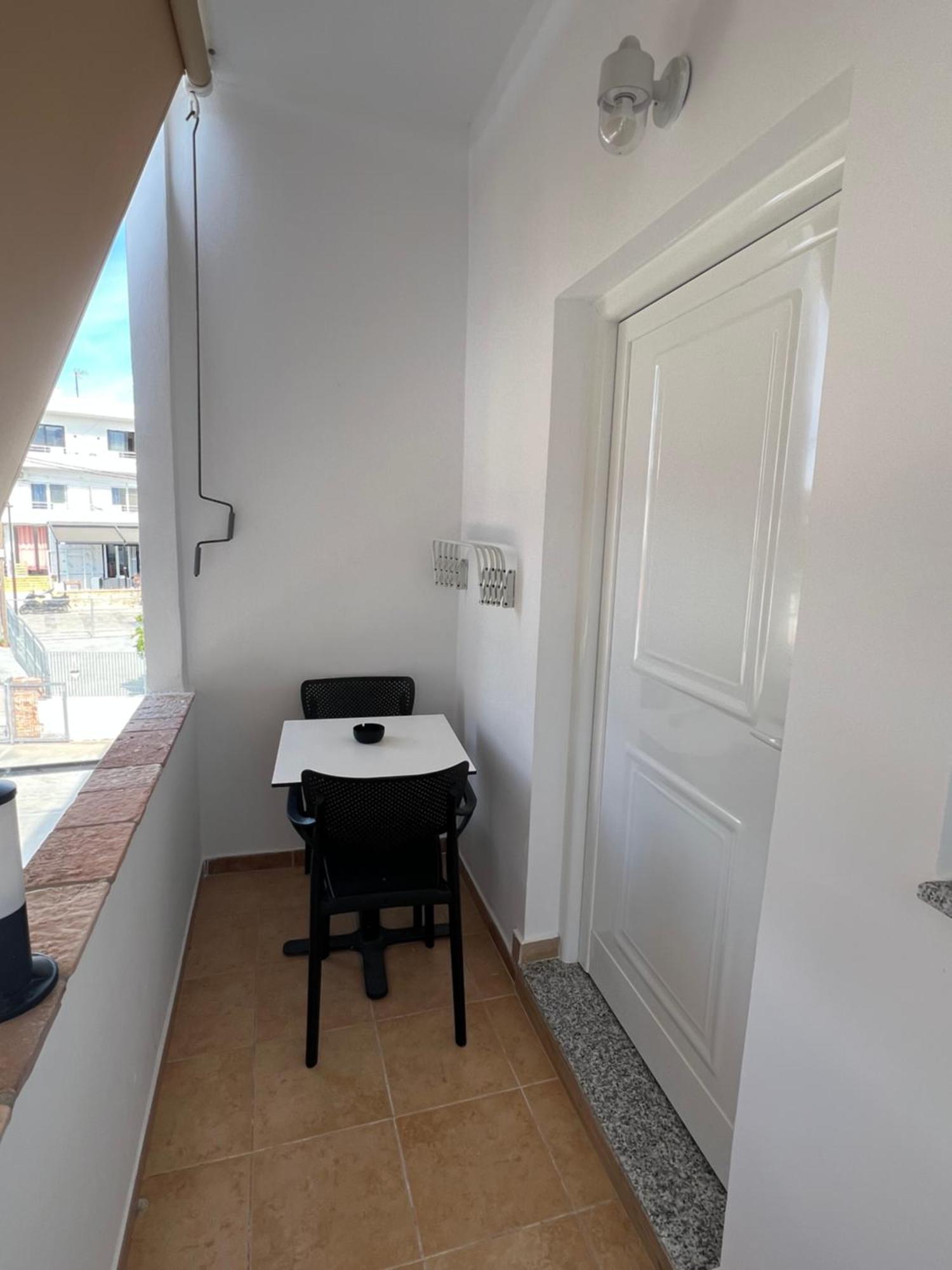 House Pollo Hotel Ксамил Екстериор снимка